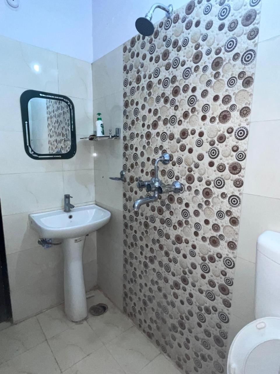 Kashi Anadam Bnb Varanasi Luaran gambar