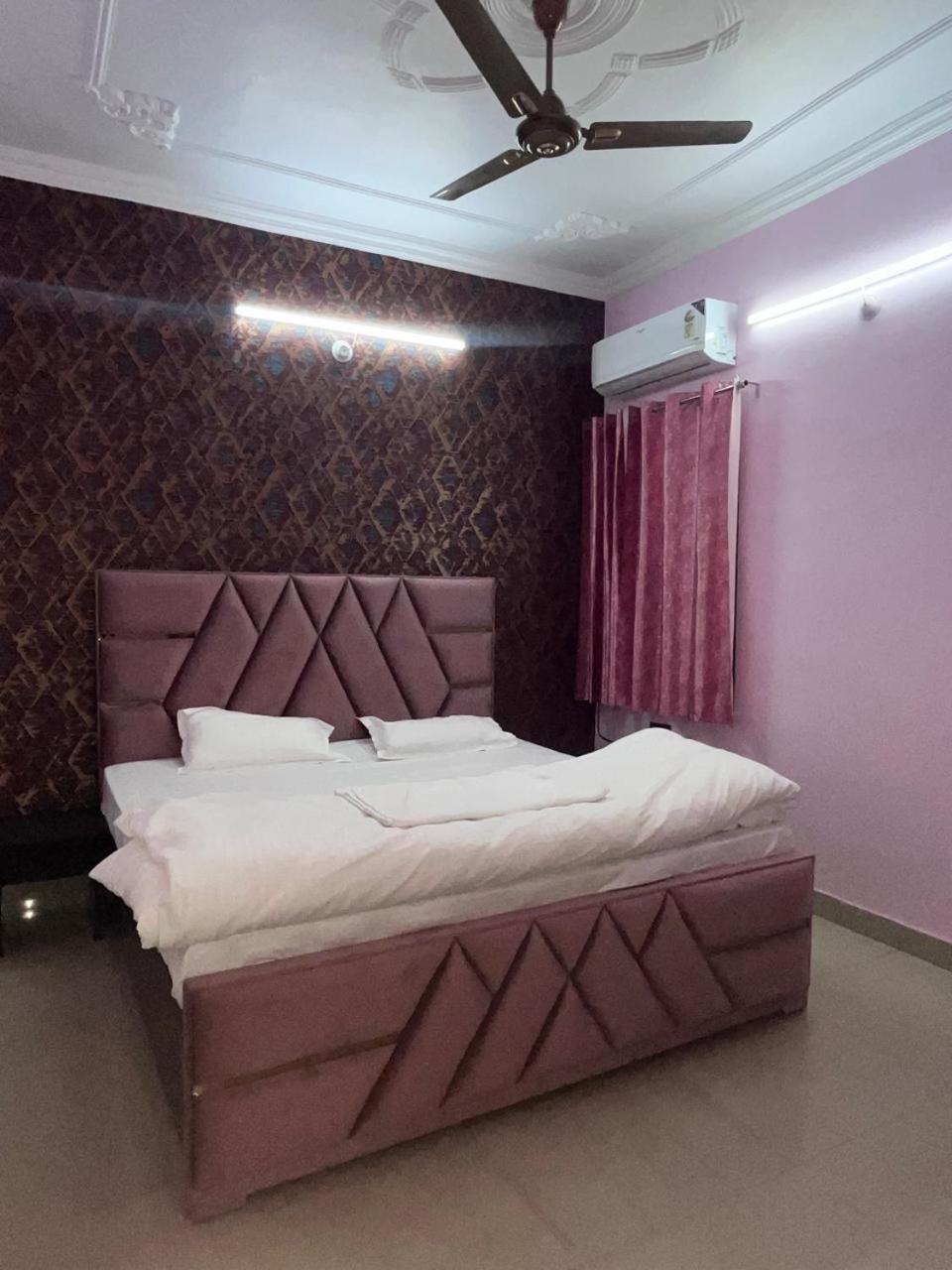 Kashi Anadam Bnb Varanasi Luaran gambar